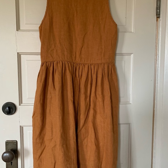 Beaton linen dress - Picture 2 of 4